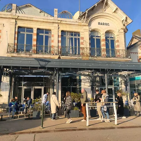 Petit Dans Un Jardin Apartment Pornic