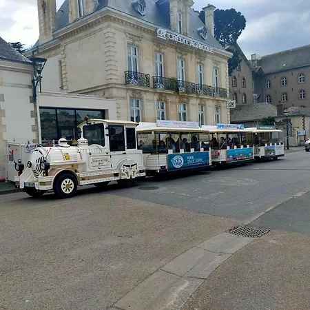 Apartment Petit Dans Un Jardin